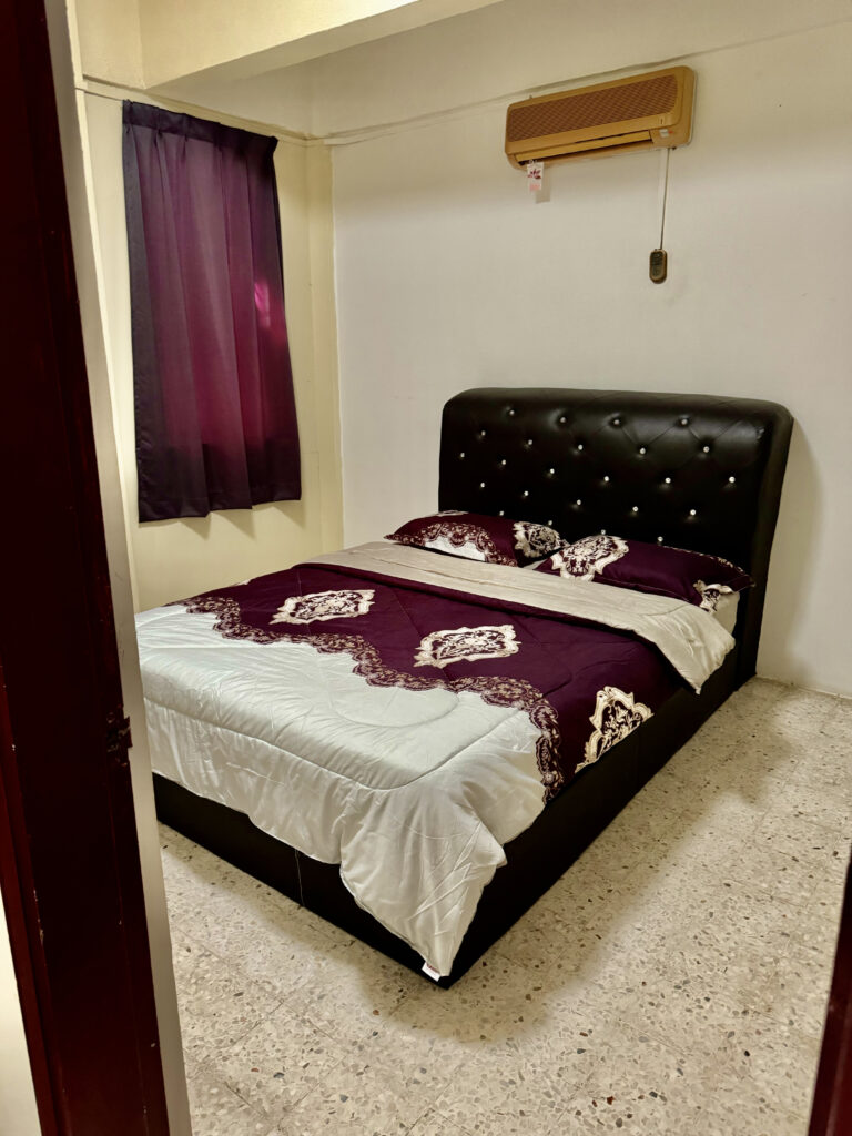 Penginapan Bilik Single Sharing VIP