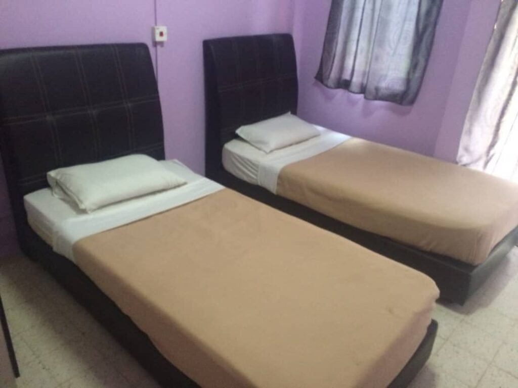 Penginapan Bilik Twin Sharing