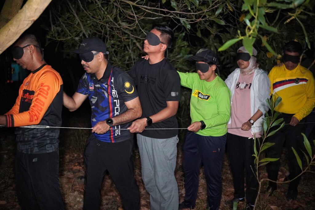 Sarang Musang (6)